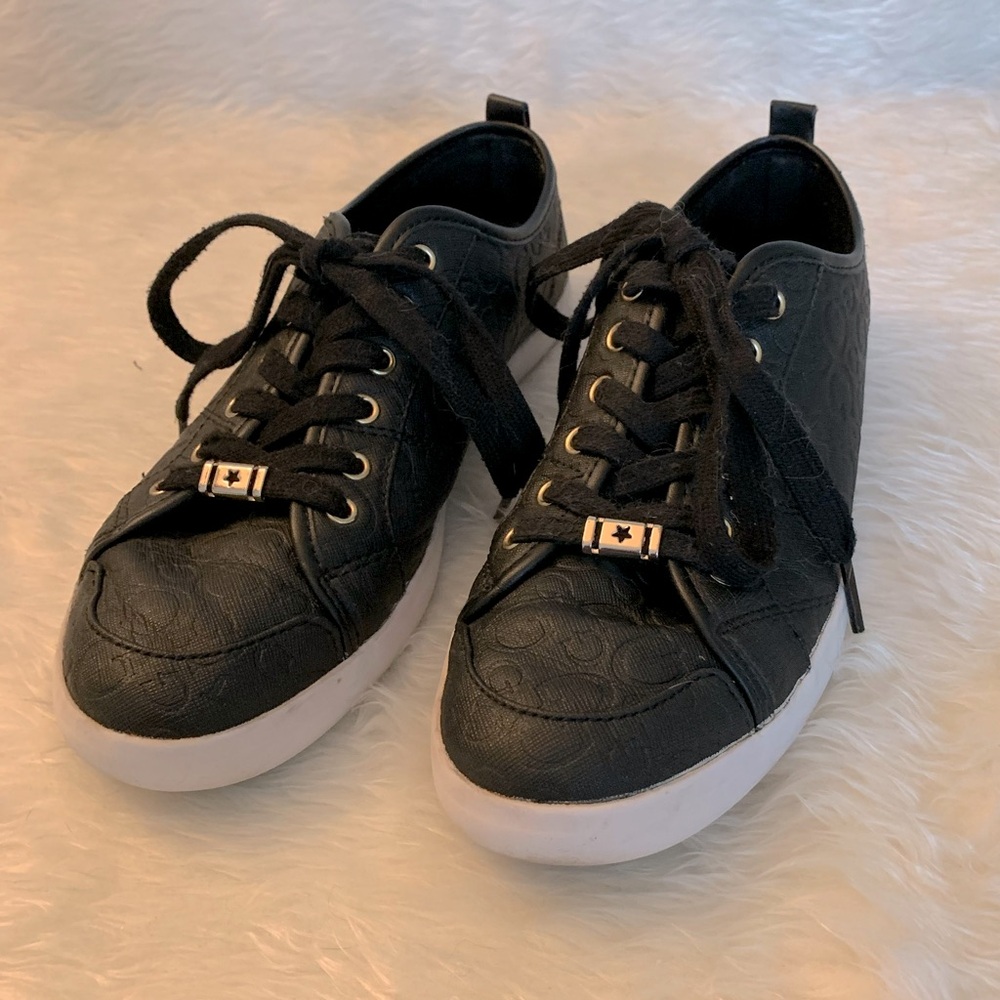 Black Guess Sneakers